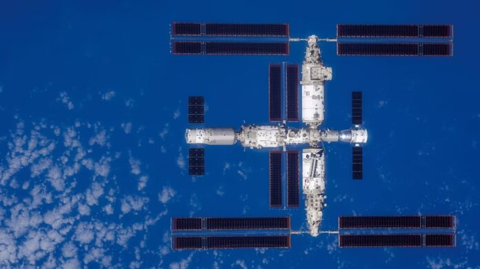 china tiangong space station first photo