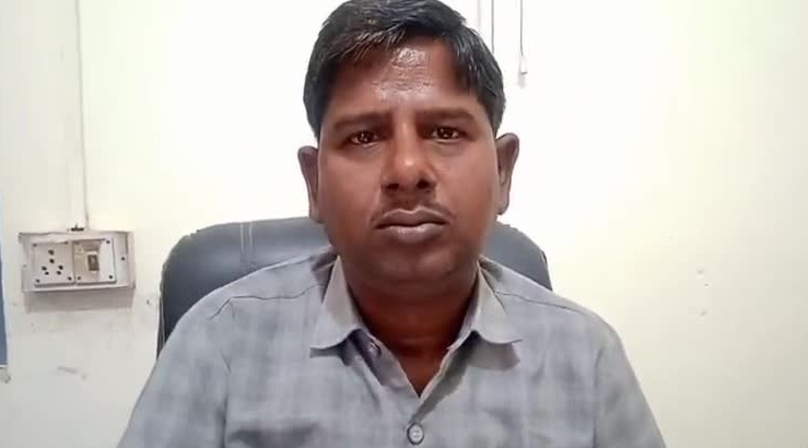 Hathin Municipality Secretary Devendra Kumar