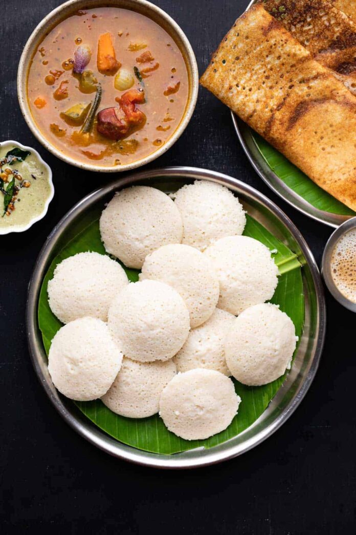 Soft-Idlis-made-from-idli-dosa-batter-2