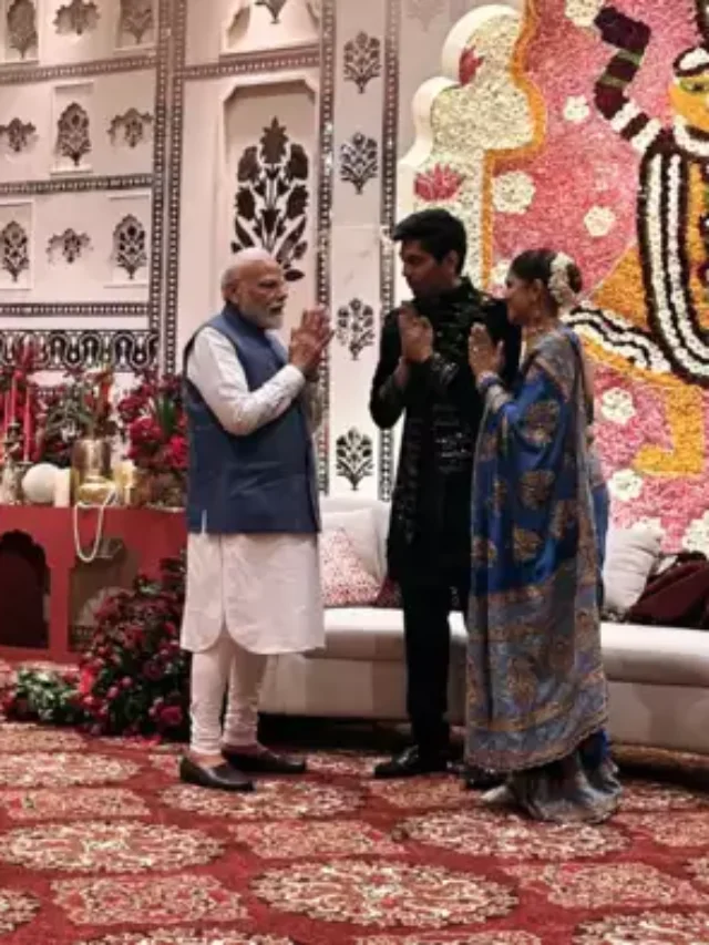 PM modi in kumar vishwas daughter weddding